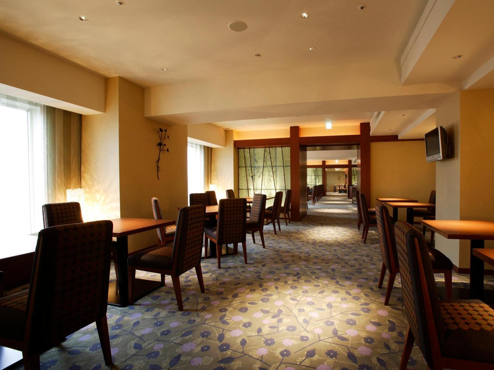 Rihga Royal Hotel Osaka, Vignette Collection By Ihg Exterior foto